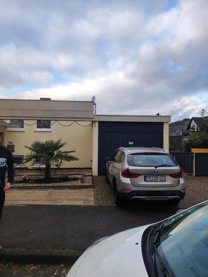 Olgas Ferienwohnung Saarburg Bahnhofstraße 13G Exterior foto